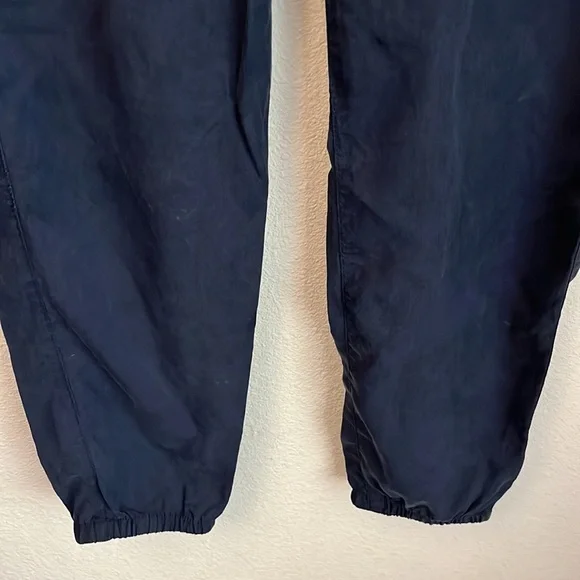 Gap size M Pants - Picture 3 of 5